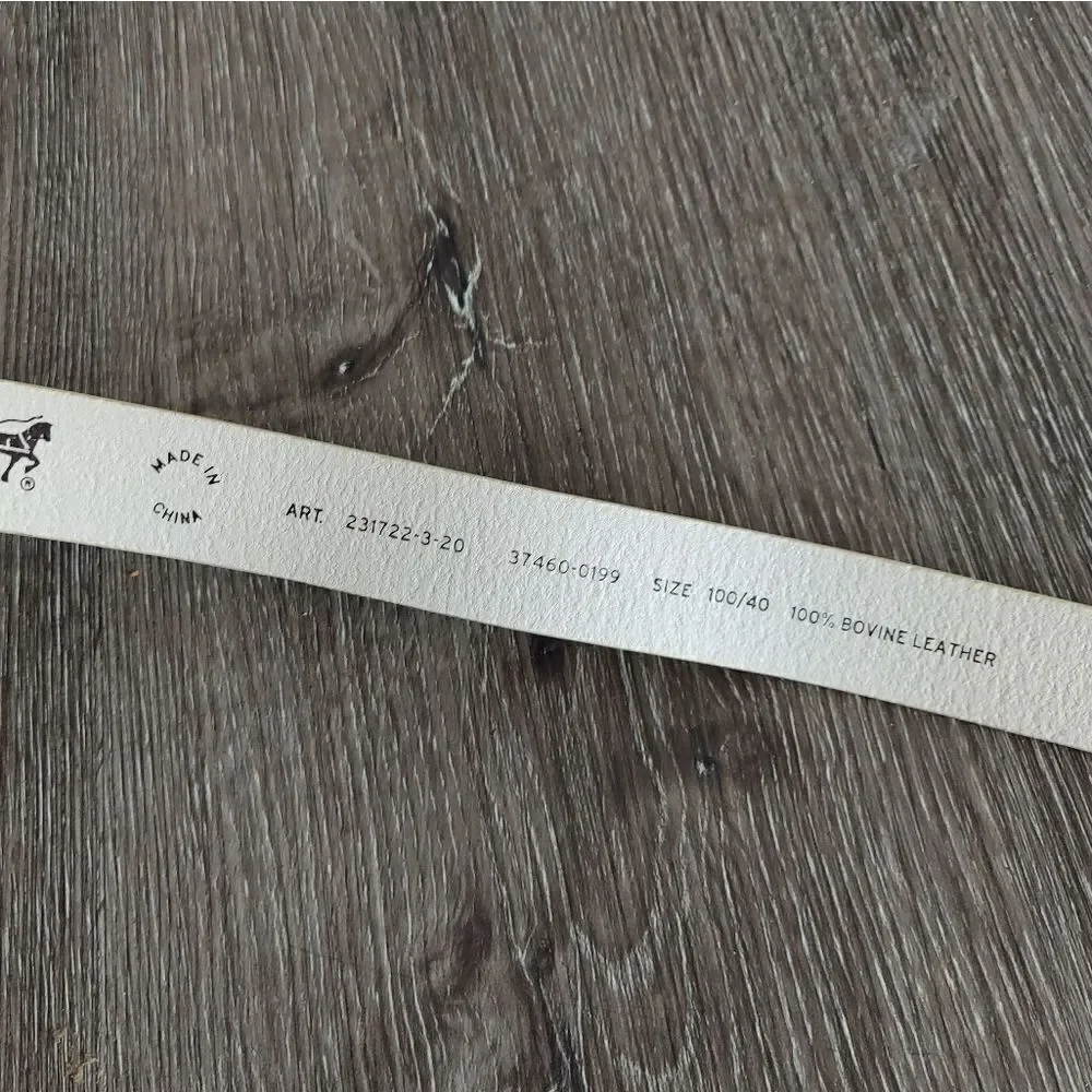 Levi's Clair Leather Belt Size 40 Cream